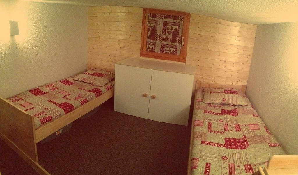 Chambre 2 lits simples location les Arcs 1800