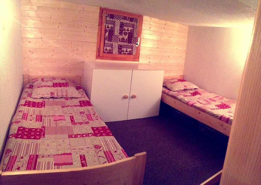 Chambre 2 lits simples de la location les Arcs 1800