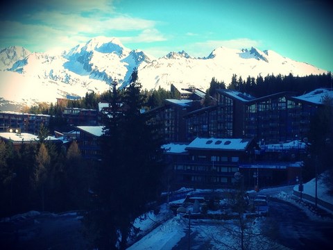 Vue depuis la chambre parentale  location les Arcs 1800